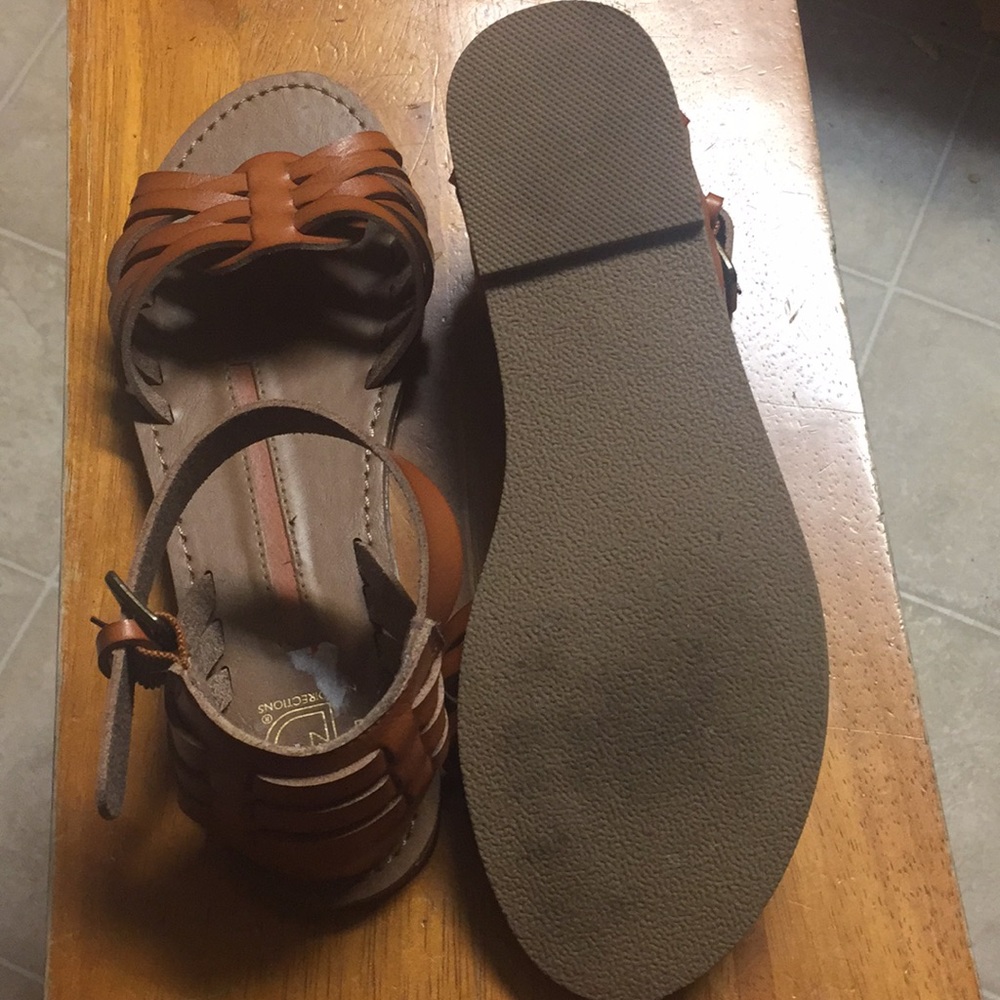 ND sandals - Picture 3 of 3